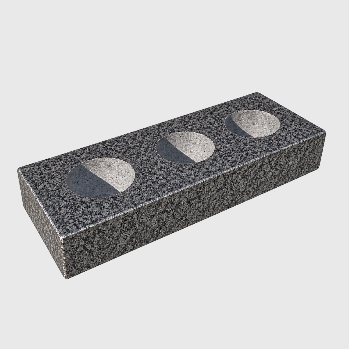 Kerzenhalter aus Granit für drei Grabkerzen mit drei Bohrungen Ø 8 cm