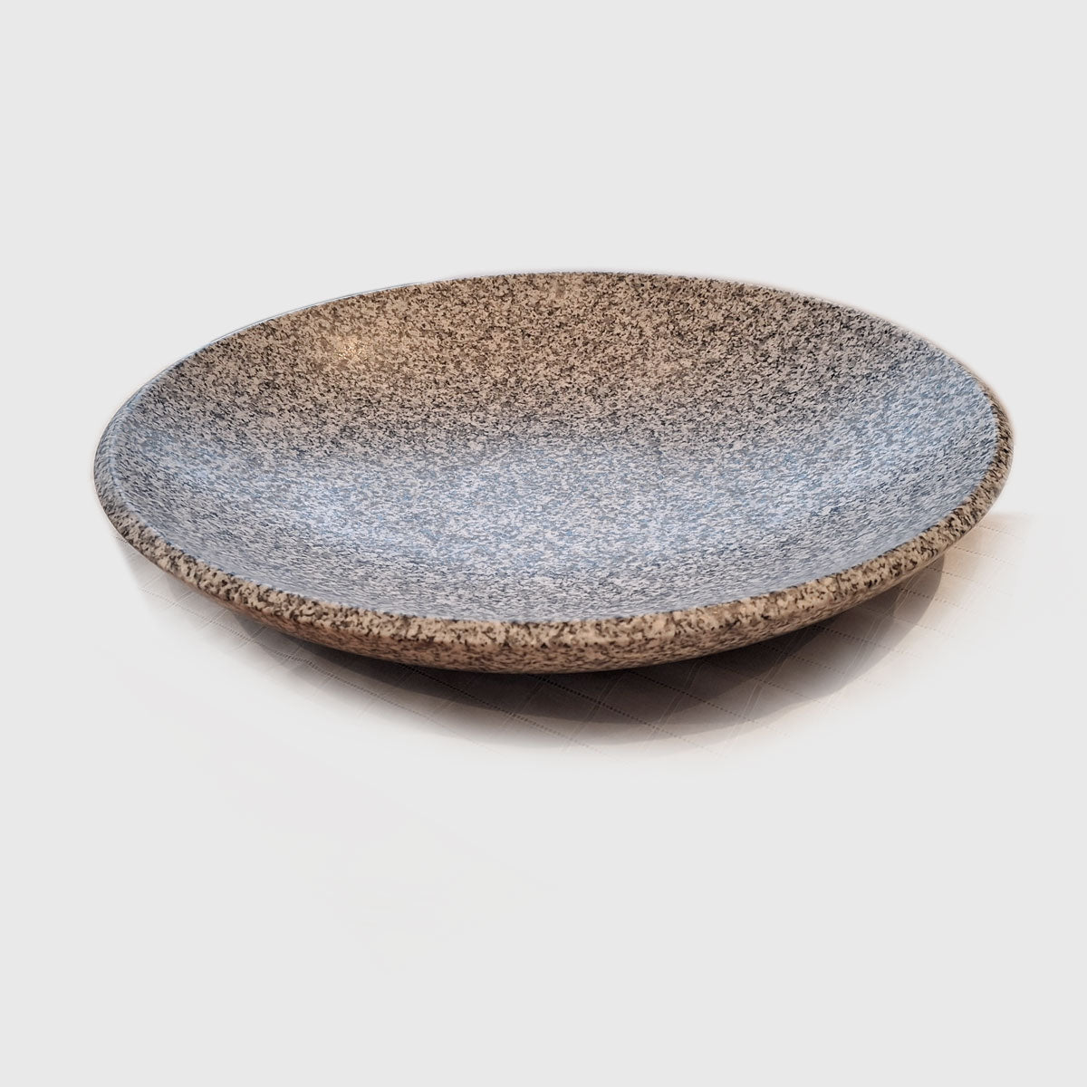 Handgearbeitete Schale aus Neuhauser Granit Naturstein