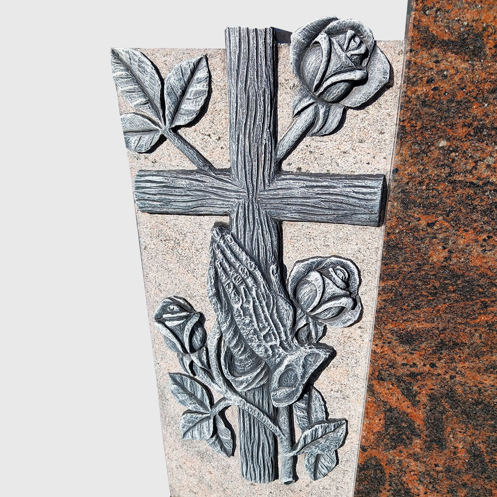 Grabstein und Sockel aus Aruba Granit