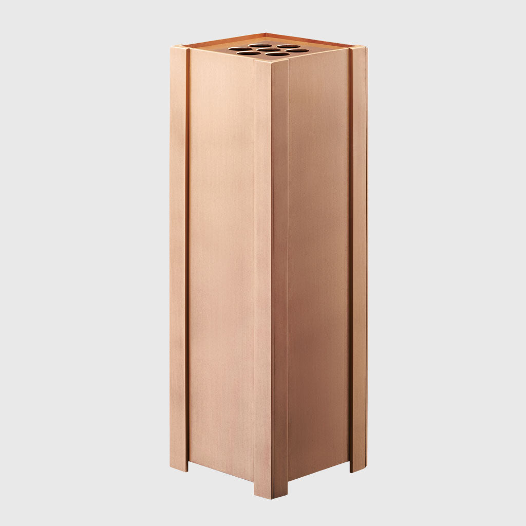 Grabvase W1100.1 aus Bronze, 40 cm hoch, wetterfest, Tipp Kombination mit Laterne W1001.1 – Stone Lounge