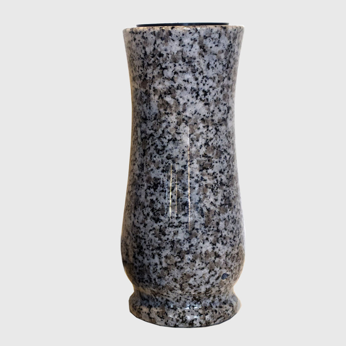 Vase aus Tarn Granit