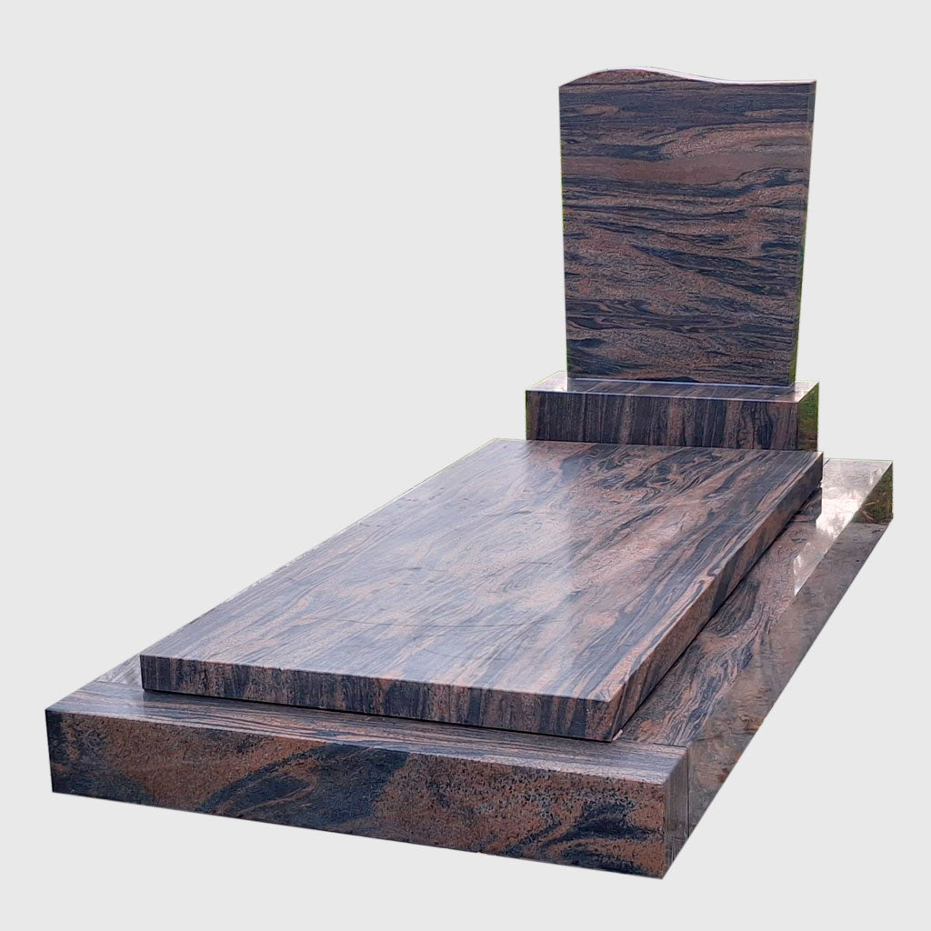 Grabanlage aus Hallandia Granit renoviert – polierte Grabstätte