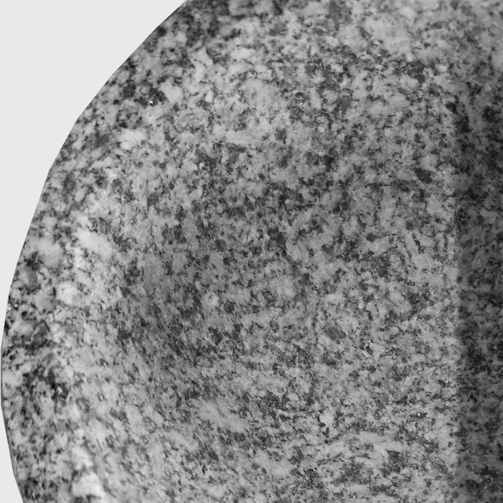Mörser aus Hartberger Granit – massiv &amp; regional gefertigt