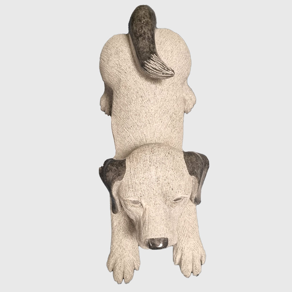 Hunde - Skulptur aus Orion Blue Granit