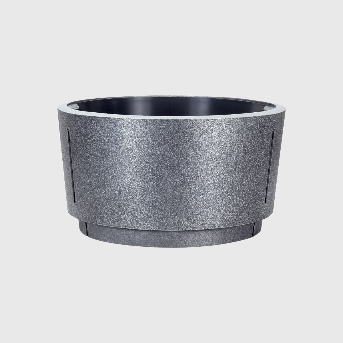 Aluminiumschale mit Blumeneinsatz für Grabgestaltung, 31 cm Durchmesser und 14 cm Höhe, auch in 26 cm erhältlich.
