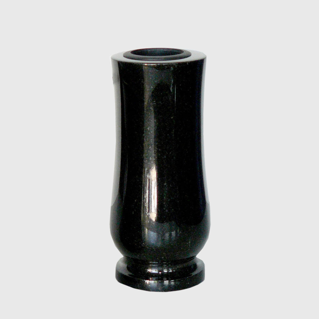 Vase aus Premium Black Granit – Grabschmuck