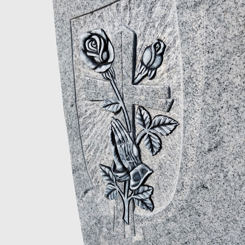 Grabstein und Sockel aus Viscount White Granit