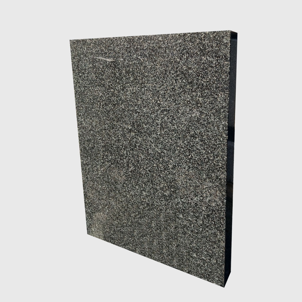 Grabstein aus Impala Granit