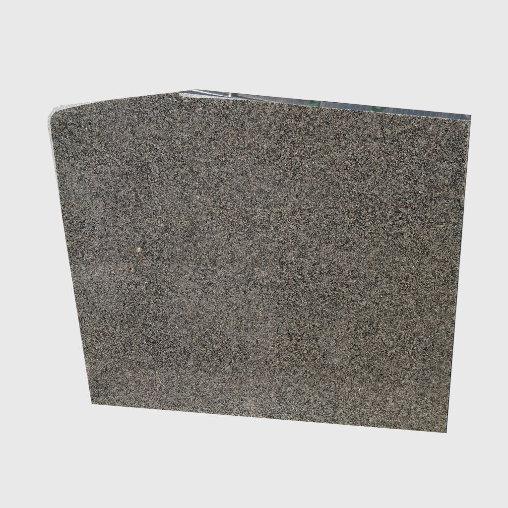 Grabstein aus Impala Granit
