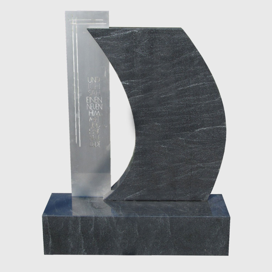 Grabstein und Sockel aus Virginia Black GranitGranit