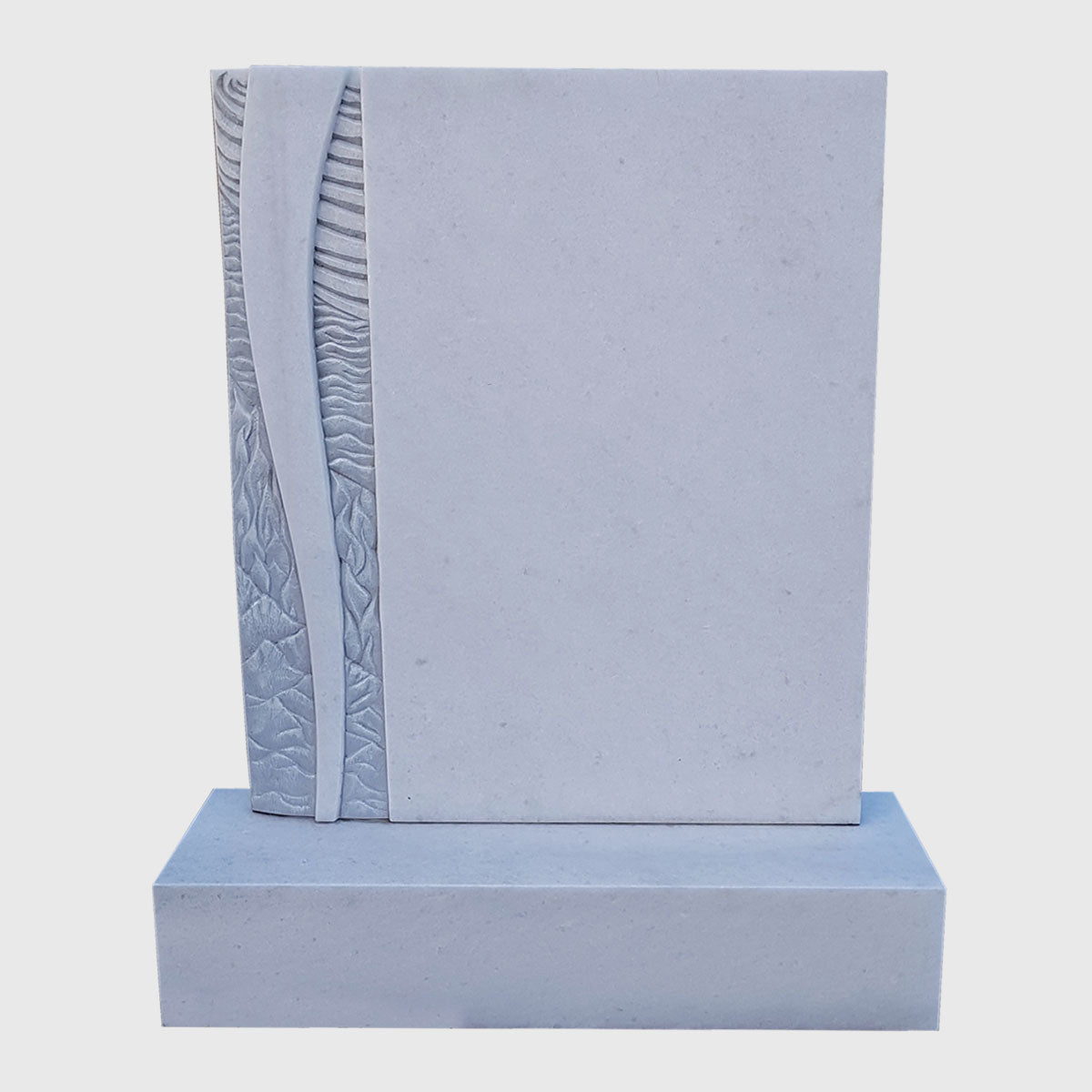 Grabstein und Sockel aus Naxos Marmor Semi White